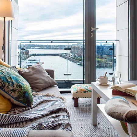 Stunning Mersey View Flat W Parking In Ливерпуль Экстерьер фото
