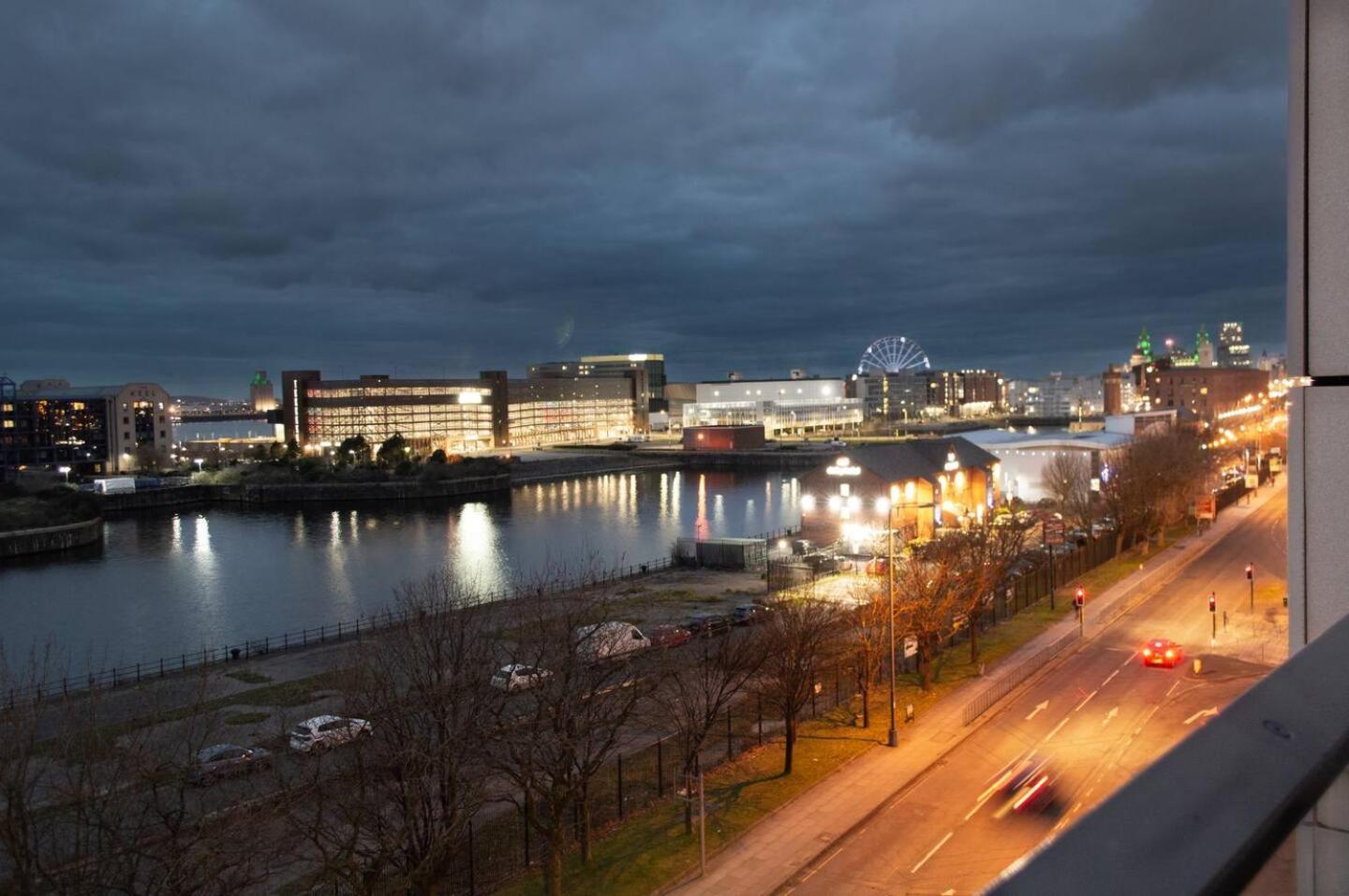 Stunning Mersey View Flat W Parking In Ливерпуль Экстерьер фото
