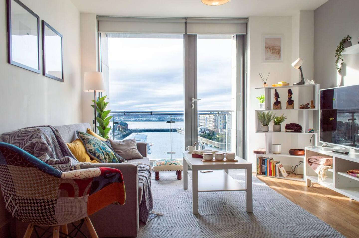 Stunning Mersey View Flat W Parking In Ливерпуль Экстерьер фото